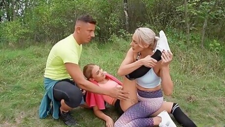 Outdoor 3some Sex Jogging With Milf