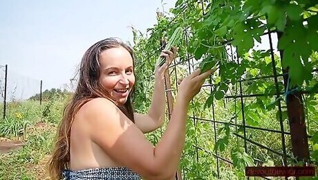 Devoutdevour - Garden Play Long Bean Whipping, Bisexual Bittermelon, Squirting, And More!