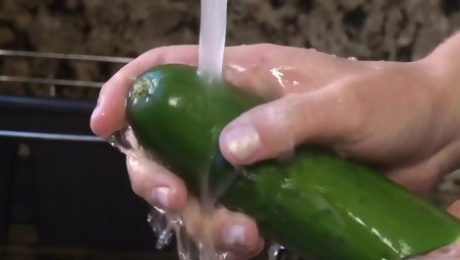 A Desperate Housewife Uses Cucumber and Carrot as a Substitute for a Big Hard Cock