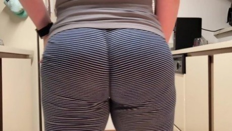 Wedgie Leggings Fat Booty