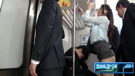 Asian Housewife Upskirt On The Public Bus