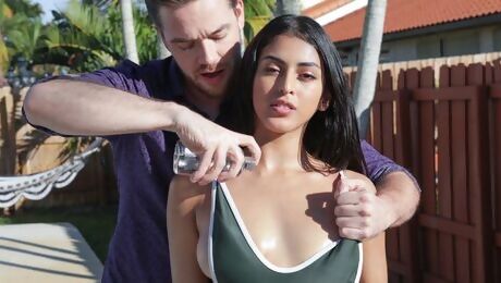 Sophia Leones medium size tits scene by